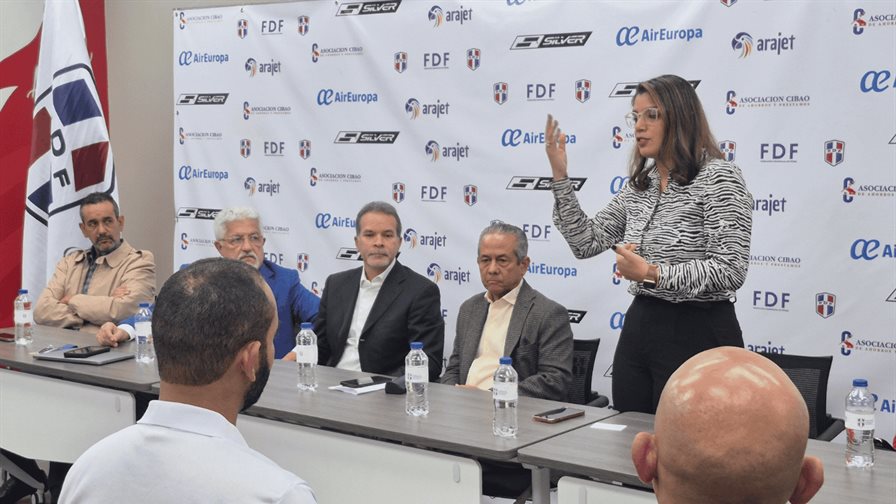 Yelena Hazim Figuereo asumió funciones como secretaria general de la FDF Yelena Hazim Figuereo asumió funciones como secretaria general de la FDF