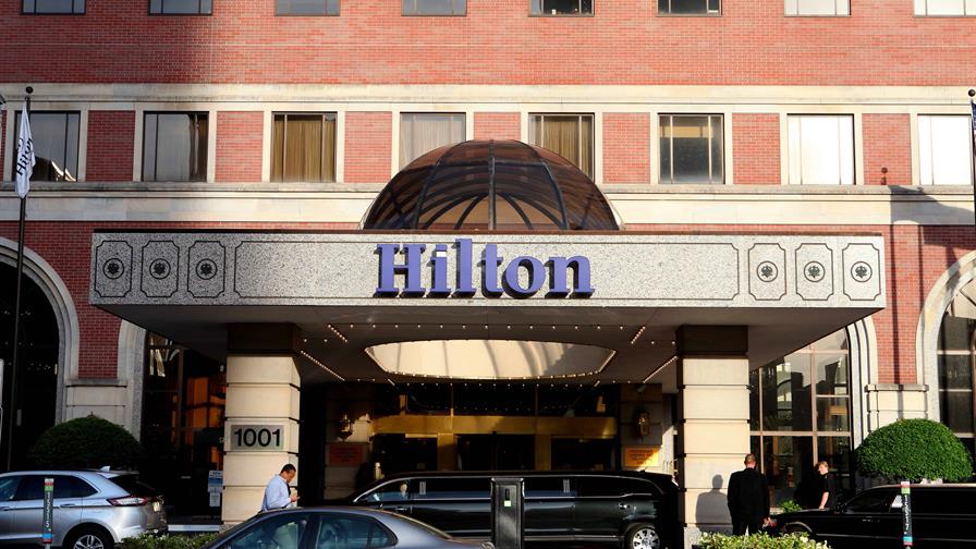 Hilton se desvincula de un hotel que negó habitaciones a agentes migratorios de EE. UU. Hilton se desvincula de un hotel que negó habitaciones a agentes migratorios de EE. UU.