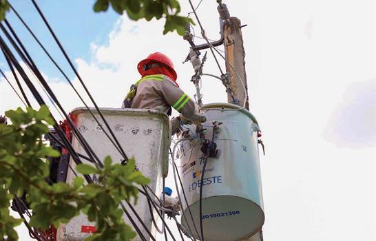 El subsidio del Estado a las EDE sobrepasar&iacute;a los RD$106,000 millones en 2025