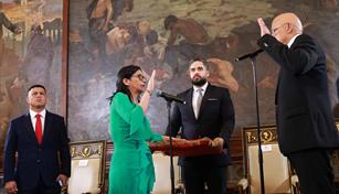 Delcy Rodr&iacute;guez, la mujer que sostiene al chavismo tras la detenci&oacute;n de Maduro