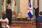 El presidente Abinader juramenta a Subero Isa y a Antoliano Peralta