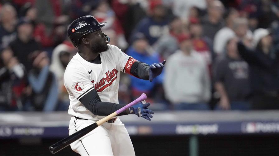 Los Orioles reclaman al dominicano Jhonkensy Noel y le dan una nueva oportunidad