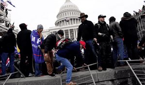 La Administraci&oacute;n Trump intent&oacute; borrar registros sobre el ataque al Capitolio, seg&uacute;n NPR