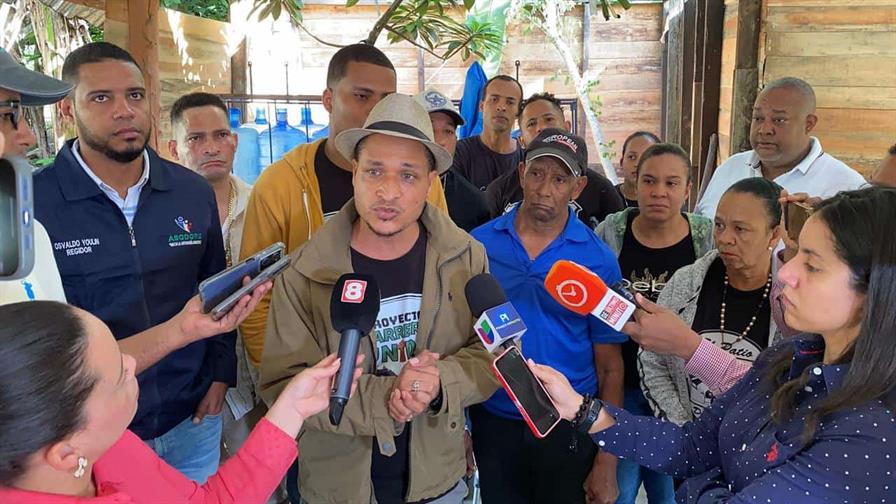 Denuncian que detenidos por desaparición de niña en Puerto Plata estarían siendo torturados Denuncian que detenidos por desaparición de niña en Puerto Plata estarían siendo torturados