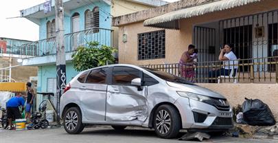 Dos mujeres, incluyendo una de 83 a&ntilde;os, en estado cr&iacute;tico tras ser embestidas por chofer en Herrera