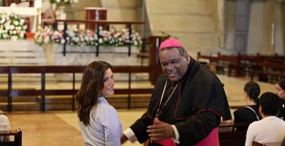 Leah Francis Campos visita la bas&iacute;lica de Hig&uuml;ey en D&iacute;a de Reyes