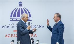 Oliverio Espaillat se compromete a acelerar la modernizaci&oacute;n del campo