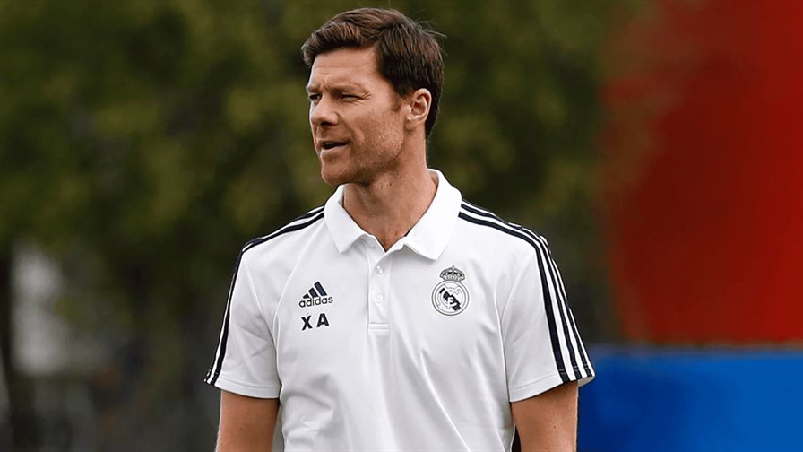Xabi Alonso &uacute;ltima detalles en Yeda para cambiar la din&aacute;mica