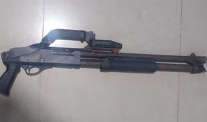 La Polic&iacute;a detiene a un joven al que acusa de porte ilegal de escopeta en Pedro Brand