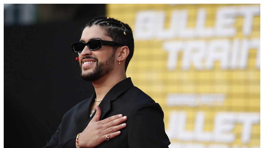 Estrella del reguetón Bad Bunny demandado por $16 millones por uso ilegal de voz de mujer