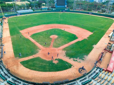 Lidom: Estadios, espectáculos y el dinero público