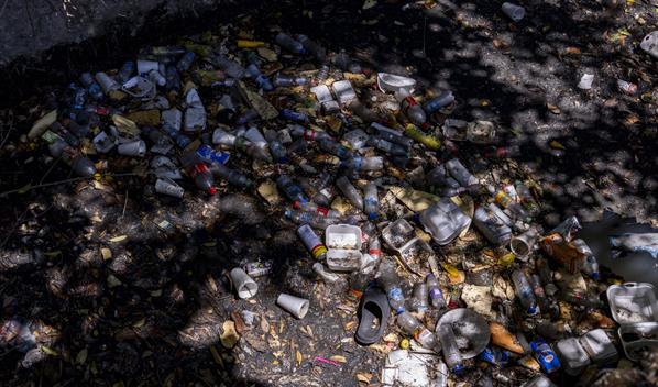 Desde neveras hasta chasis: el hallazgo en ca&ntilde;adas del Gran Santo Domingo