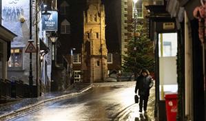 Fuertes vientos y nevadas ponen en alerta a varios pa&iacute;ses europeos