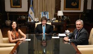 Milei y su canciller se re&uacute;nen con D&iacute;az Ayuso en Buenos Aires