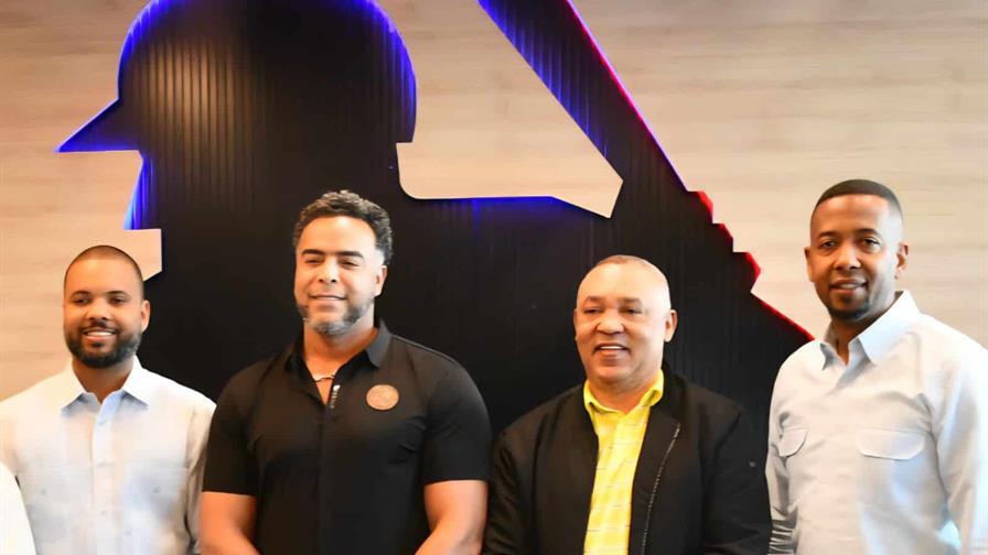 Directiva del Cl&aacute;sico Mundial, FEDOBE y MLB llevar&aacute;n cl&iacute;nicas para ni&ntilde;os en todo el pa&iacute;s