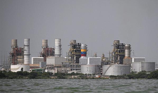 El petr&oacute;leo sube por las incertidumbres sobre el crudo venezolano