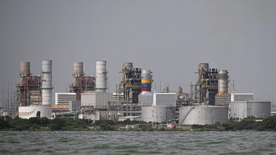 El petr&oacute;leo sube por las incertidumbres sobre el crudo venezolano