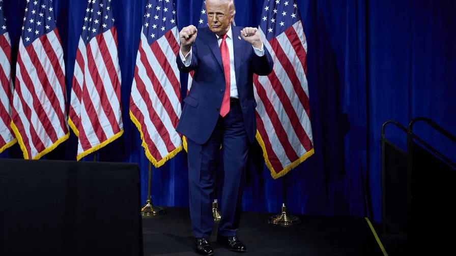 Trump dice que su pa&iacute;s podr&iacute;a gobernar Venezuela y extraer su petr&oacute;leo durante a&ntilde;os