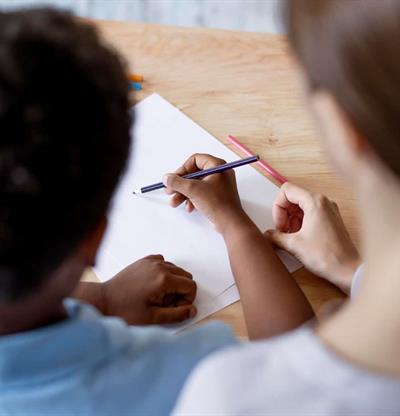 C&oacute;mo ayudar a tu hijo a aprender a escribir