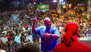 El desorden y el alcohol eclipsan el car&aacute;cter religioso de las patronales