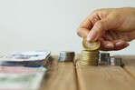 Salario mínimo en Latinoamérica promedia los 400 dólares, con fuertes brechas entre países