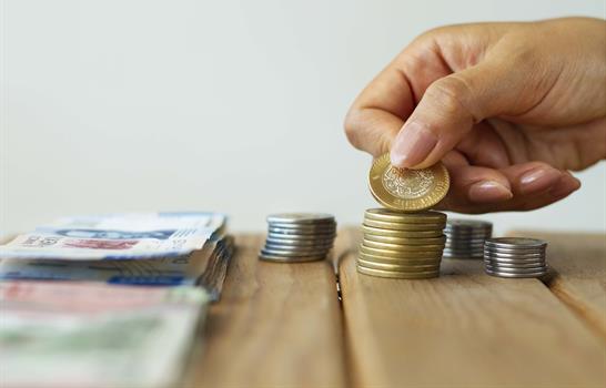 Salario m&iacute;nimo en Latinoam&eacute;rica promedia los 400 d&oacute;lares, con fuertes brechas entre pa&iacute;ses