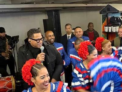Merengue dominicano tomó el metro de Nueva York