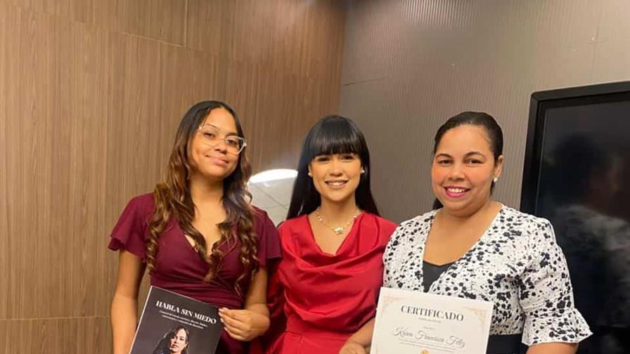 La periodista Diana S&aacute;nchez realiza  el taller "Habla Sin Miedo"