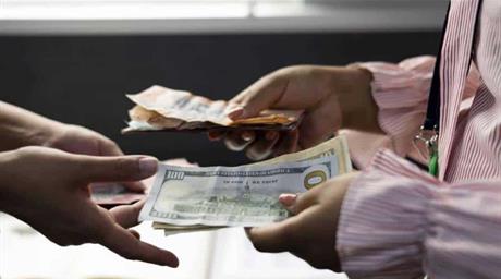 El peso dominicano empieza el 2026 fortaleciendo su cotizaci&oacute;n ante el d&oacute;lar
