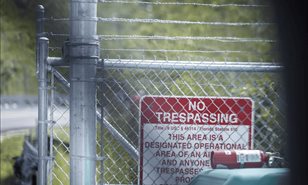 Trasladan a Alligator Alcatraz a migrante haitiano detenido en Puerto Rico cuando acud&iacute;a a hospital