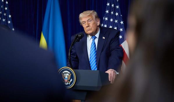 Trump dice que iniciar&aacute;n ataques terrestres contra carteles que est&aacute;n dirigiendo M&eacute;xico