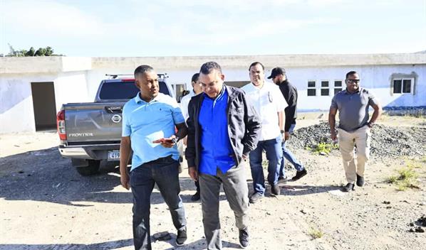 El director del SNS realiza sus primeras supervisiones: recorre hospitales en construcci&oacute;n de SDN