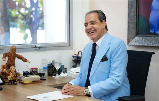 Universidades de Italia celebran una obra del escritor Pastor De Moya