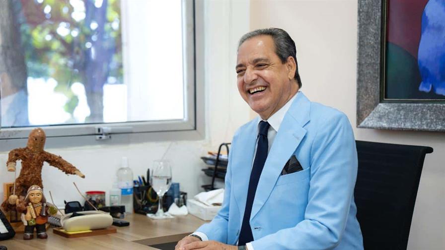 Universidades de Italia celebran una obra del escritor Pastor De Moya