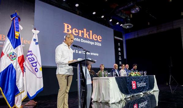 Fundaci&oacute;n AES Dominicana e EGE ITABO finalizan su acuerdo con Berklee College of Music