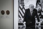 Smithsonian elimina las referencias a los juicios políticos de Trump con un nuevo retrato
