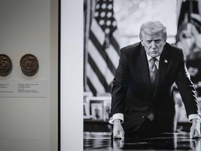 Smithsonian borra referencias a juicios políticos de Trump