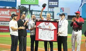 Escogido rinde homenaje a Juan Marichal