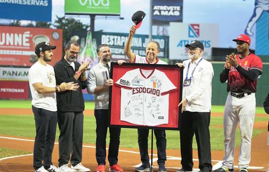Escogido rinde homenaje a Juan Marichal