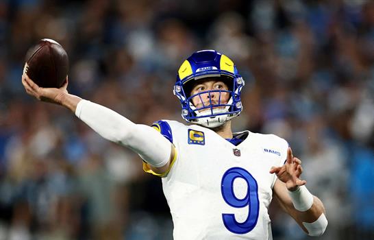 Rams sobreviven a Panthers en el inicio de los playoffs de la NFL