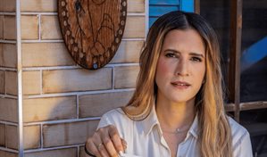 Nathalie Hazim subir&aacute; al escenario con "&Iacute;ntimamente ac&uacute;stico" en febrero