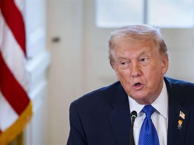 Trump impondrá límite del 10 % al interés de las tarjetas de crédito