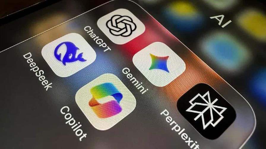 Apple se alía con Google para integrar los modelos Gemini en sus funciones de IA Apple se alía con Google para integrar los modelos Gemini en sus funciones de IA