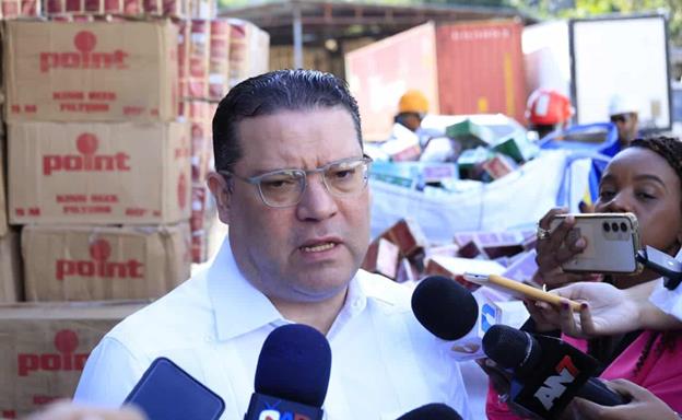 Yayo Sanz Lovat&oacute;n califica de "desahogo" cr&iacute;ticas a cambios en el Gobierno