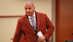 Exagentes de la Polic&iacute;a de NY sentenciados tras abusar sexualmente a mujer ebria en el Bronx