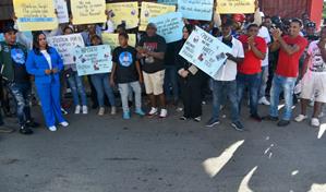 A 18 d&iacute;as del homicidio de joven santiaguero a manos de agentes policiales todav&iacute;a no hay imputados