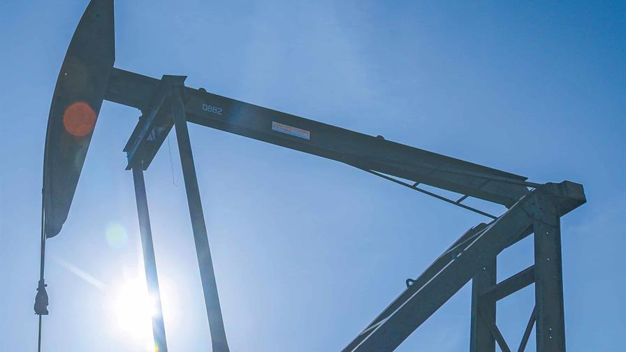 El petr&oacute;leo bajar&iacute;a de US$60, salvo picos por las tensiones