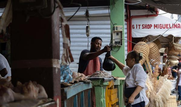 La canasta b&aacute;sica familiar nacional sube 13,549 pesos en seis a&ntilde;os
