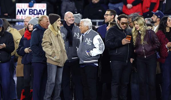 Gianni Infantino acude al Patriots-Chargers de la NFL