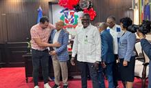 Miembros del PRM dicen sentirse desplazados y respaldan reclamo de Pacheco por exclusi&oacute;n en cambios